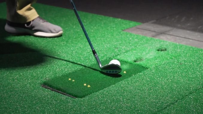 Indoor Golfing at Bat Hill Royale. What to do in Bloem